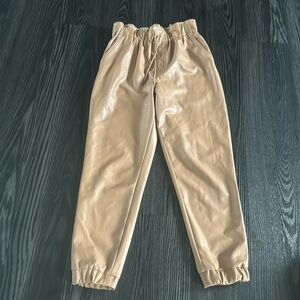 🍍 Abercrombie & Fitch Vegan Leather Tan Jogger Drawstring Paperbag Waist Size M